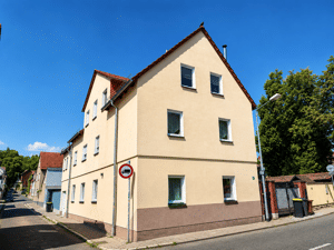 Hochwertig modernisierte und barrierearme 4-Zimmer-Eigentumswohnung mit Stellplatz in Erfurt-Hochheim