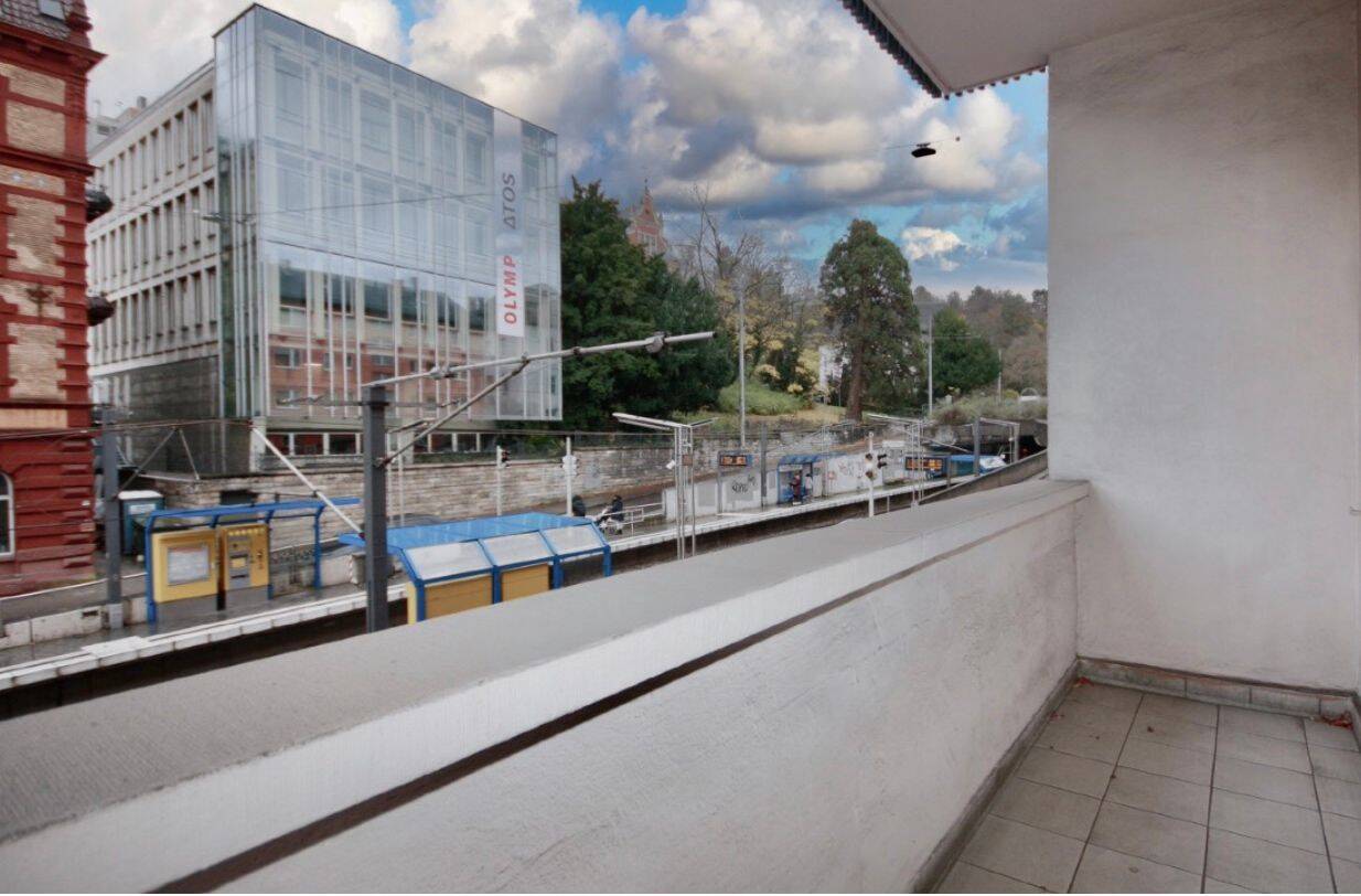 Helle 3-Zimmer-Wohnung mit 2 Balkonen & Einbauküche in zentraler Lage Stuttgart – Stuttgart – Vorschaubild 6