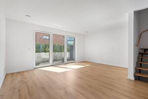 Das perfekte Familiendomizil mit KfW-40 Plus, attraktiver Dachterrasse & Tageslichtbad – 22179 Hamburg – Vorschaubild 2