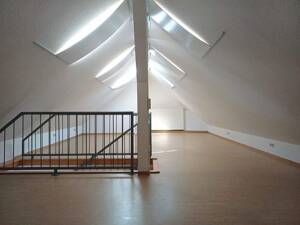 2 Eigentumswohnungen (1 Maisonette - sofort frei +1.OG vermietet+ kernsaniert und renoviert, mit Balkonen, Garten und Garage, in St. Ingbert-SÜD – 66386 Sankt Ingbert – Vorschaubild 1