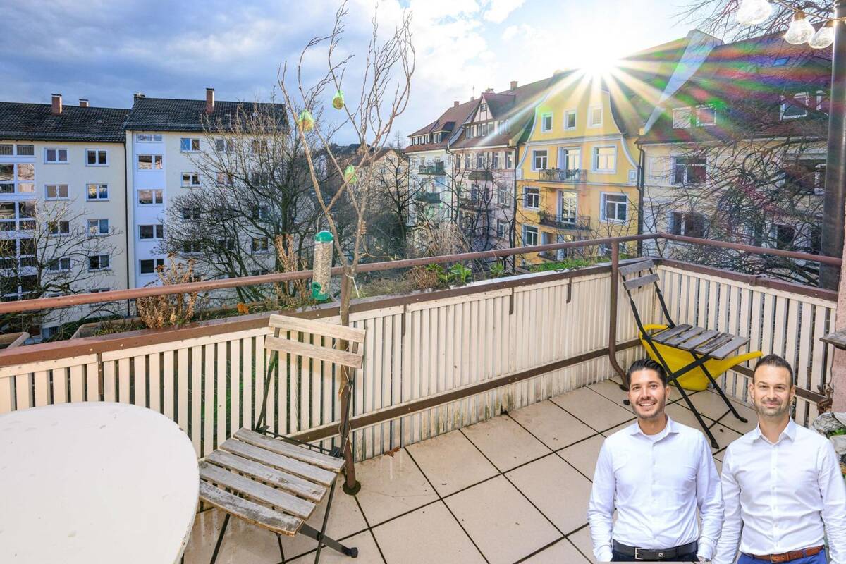 Helle 4-Zimmer-DG-Wohnung mit Balkon in Herdern - ruhig & zentrumsnah – 79104 Freiburg im Breisgau – Bild 1 von 7