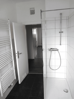 Helle 2,5 R.-Wohnung inkl. neuwertiger Einbauküche für max. 2 Personen – 46117 Oberhausen – Vorschaubild 7