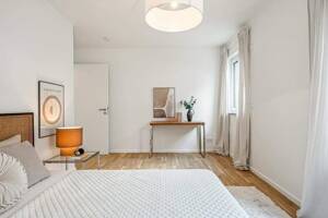 3 Zimmer mit Einbauküche, Tageslichbad, Gäste-WC, Keller und Lift – 65189 Wiesbaden – Vorschaubild 7