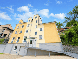 antaris Immobilien GmbH ** Top Kapitalanlage: Vermietete 1-Zi.-Wohnung mit Terrasse & TG in Jena **