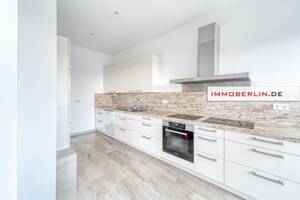 IMMOBERLIN.DE - Komplette Etage! Großzügige Wohnung mit Privatlift, Südwestterrasse & Pkw-Stellplatz – 12157 Berlin – Vorschaubild 4