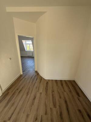 Hochwertig sanierte 3-Zimmer-Wohnung – 1159 Dresden – Vorschaubild 4