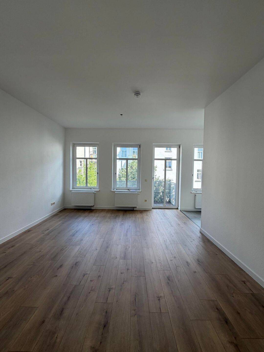 Einfach super schön und ruhig - Appartement in Hofhaus mit Balkon!
