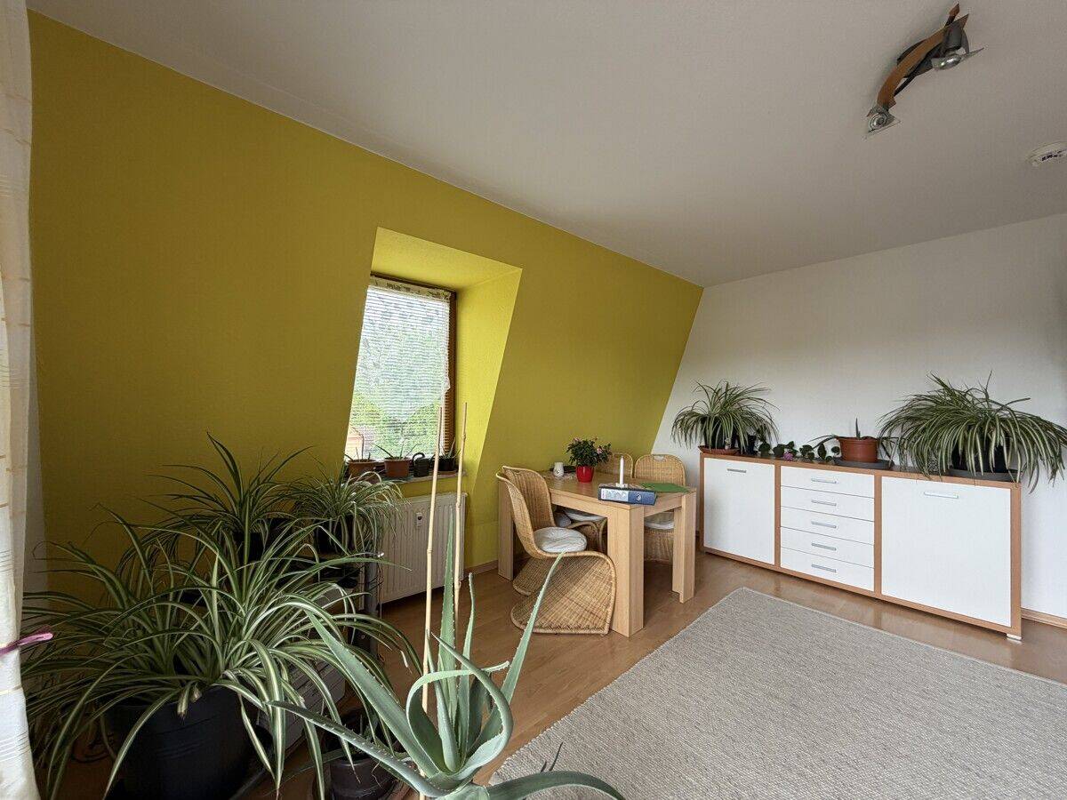 Attraktive Kapitalanlage in grüner Lage - Helle DG-Wohnung mit Balkon – Berlin – Vorschaubild 6