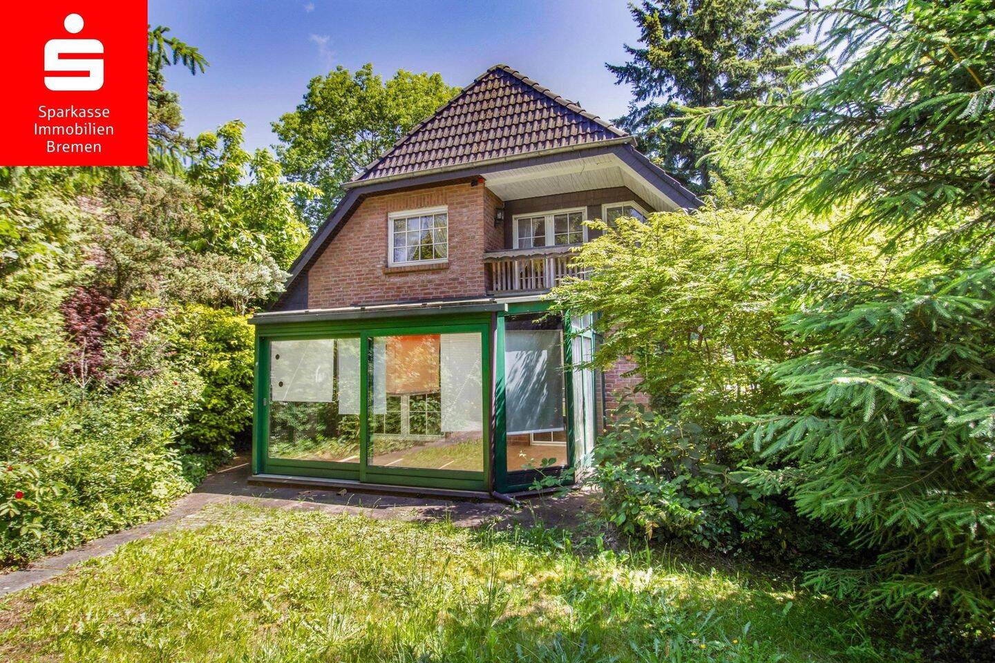 Attraktives Einfamilienhaus mit separaten Nutzungsmöglichkeiten in Bremen-Mittelshuchting