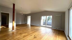 Kernsanierte Endetagenwohnung mit großer Sonnenterrasse in Blankenese – 22587 Hamburg – Vorschaubild 2