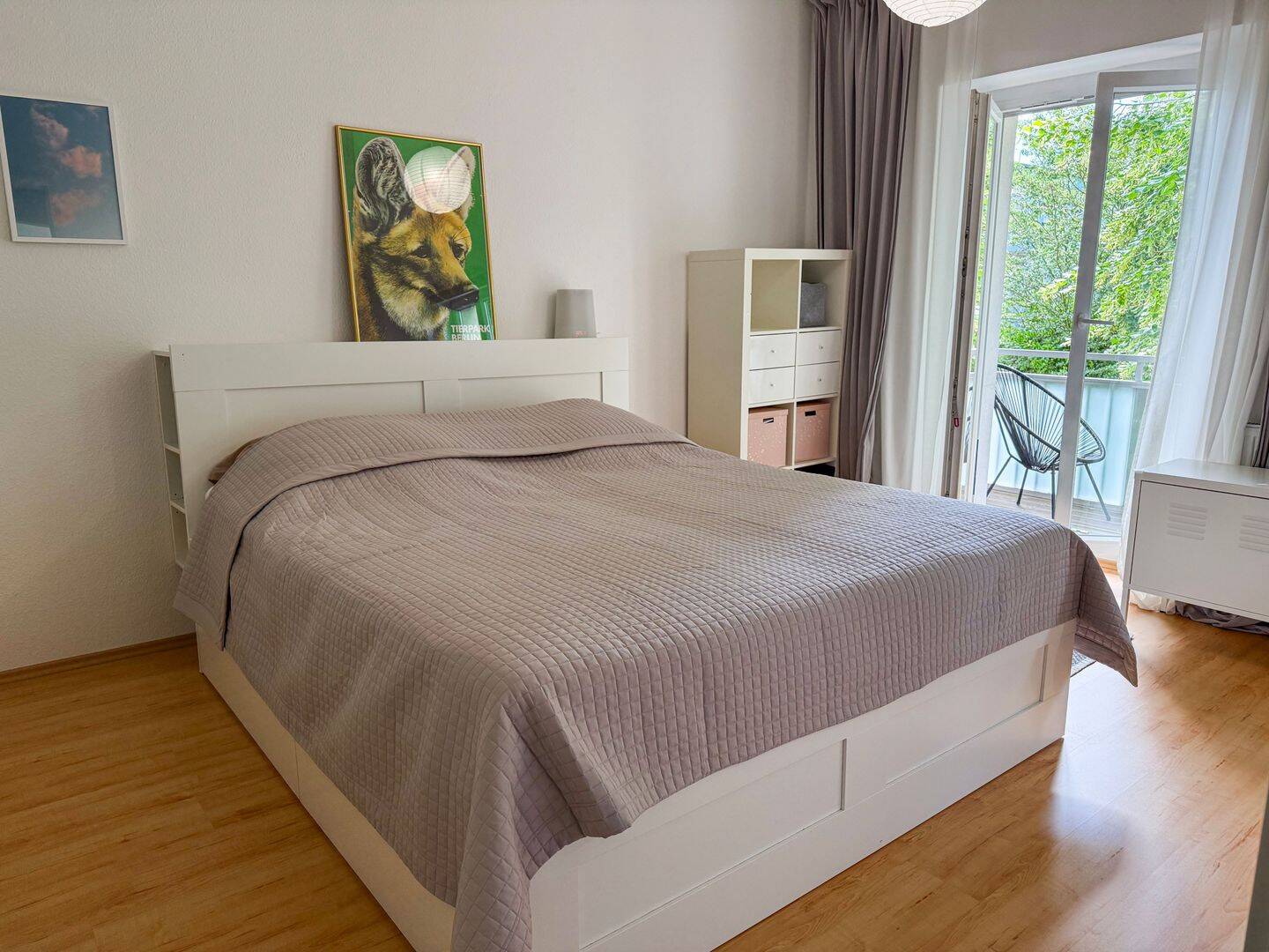 Charmante 3-Zimmer-Altbauwohnung mit zwei Balkonen und großem Gemeinschaftsgarten in Prenzlauer Berg – Berlin – Vorschaubild 4