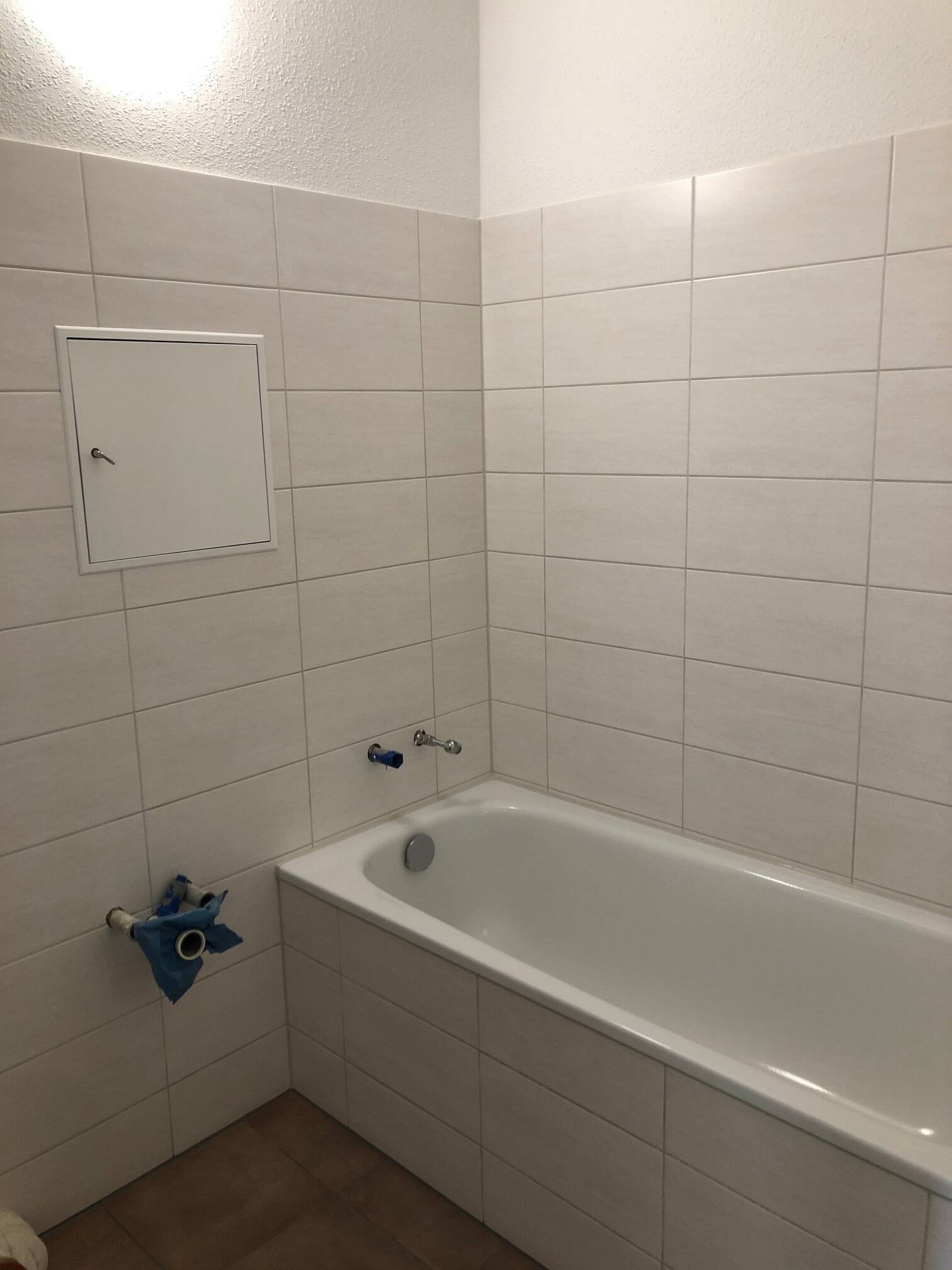 Provisionsfrei, 2 MFH Plattenbau mit 56 Einheiten, 14-fache der JNKM bzw. 7,15% Rendite – Frankfurt (Oder) – Vorschaubild 6