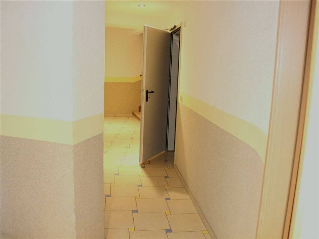 Gut saniertes 3- Fam.- haus, 1 WE vermietet, in guter Innenstadt- Lage.... – Gößnitz – Vorschaubild 5