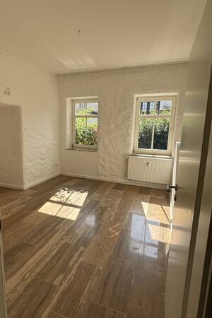 Hochwertige 2-Zimmer-Wohnung mit wunderschöner Einbauküche und Terrasse in bester Erfurter Lage – Meienbergstraße 23, 99084 Erfurt – Vorschaubild 6