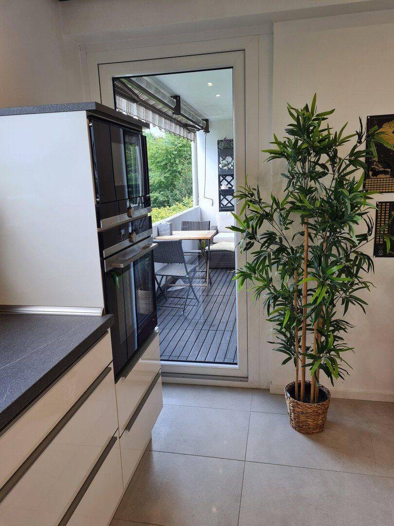 Modern sanierte 3,5-Zimmer-Wohnung mit Balkon, Garage & EBK | Eigennutzer oder ca. 6 % Rendite – Essen – Vorschaubild 5