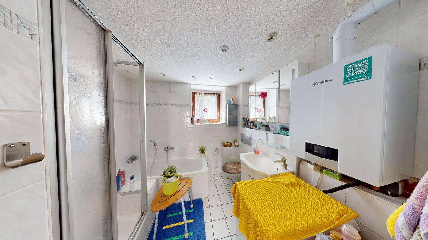 *Perfekt für Familien: Haus in Halle mit 5 Zimmern nahe der Elster-Saale-Aue* – Halle (Saale) – Vorschaubild 5