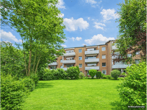 Grün, ruhig und sonnig: Gepflegte Endetage mit 2 TG-Stellplätzen nebeneinander