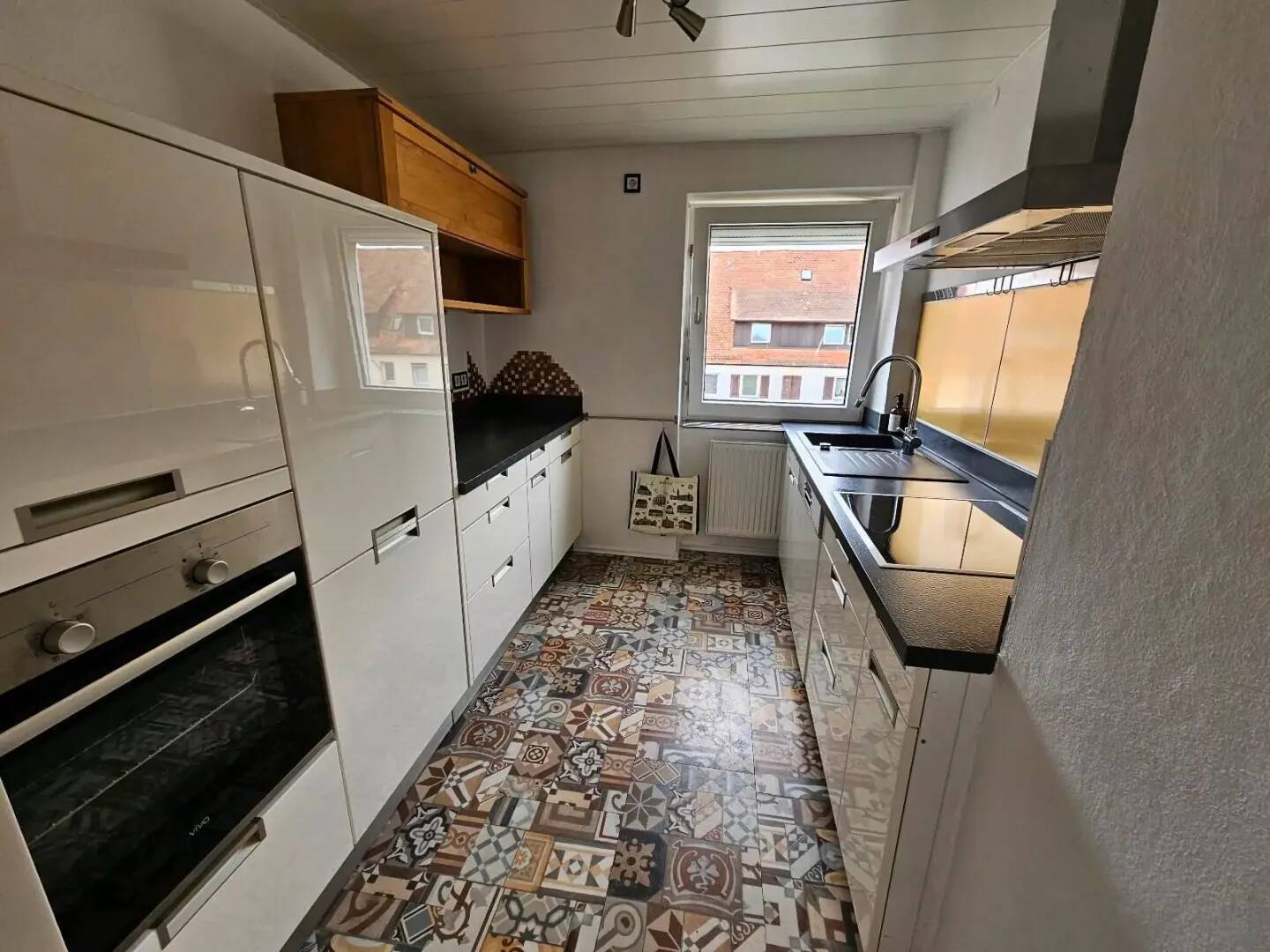 3-Zimmerwohnung renoviert mit Einbauküche – Hersbruck – Vorschaubild 3