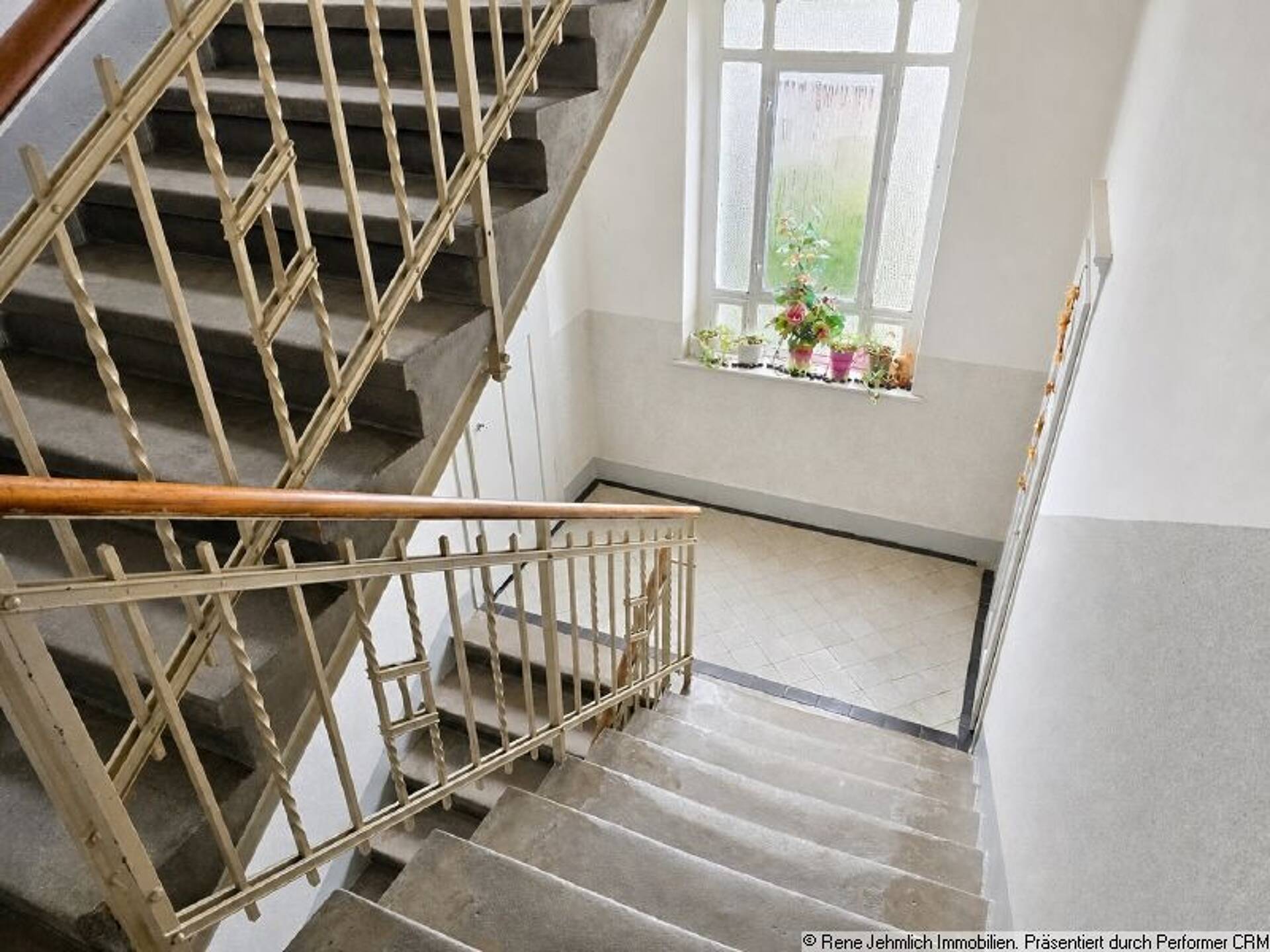 Mehrfamilienhaus in 09111 Chemnitz mit 343 m² kaufen
