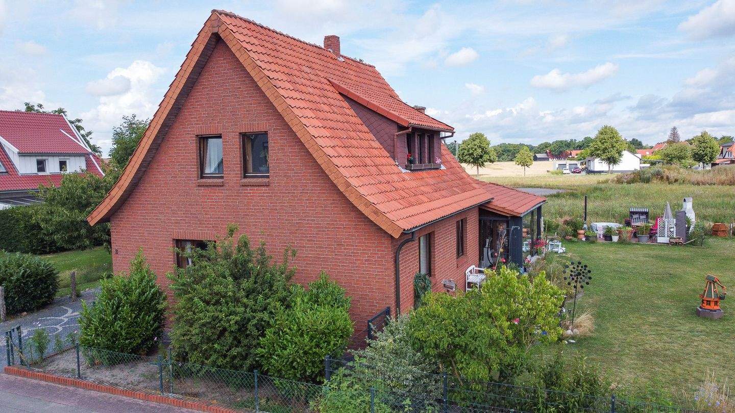 Wohngenuss mit Charme - gepflegtes Ein- bis Zweifamilienhaus mit Wintergarten – Lemförde – Vorschaubild 3