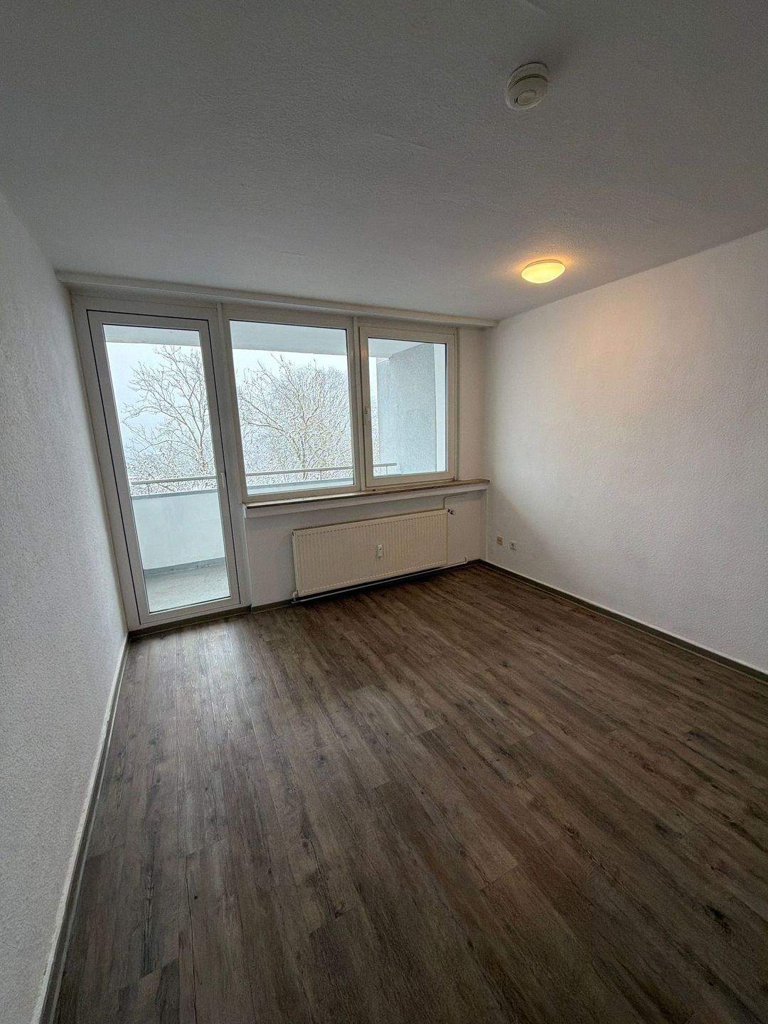 Moderne 1-Zimmer-Wohnung mit Balkon in Essen – Essen – Bild 1 von 9