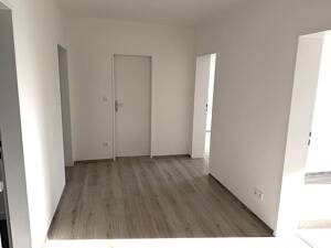 Frisch renoviert der Farbeimer ist schon ausgezogen. – 58095 Hagen – Vorschaubild 2