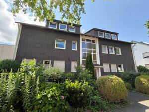 Mehrfamilienhaus mit Hallenanbau im Zentrum vom Höxter sucht neuen Besitzer! – 37671 Höxter – Vorschaubild 2