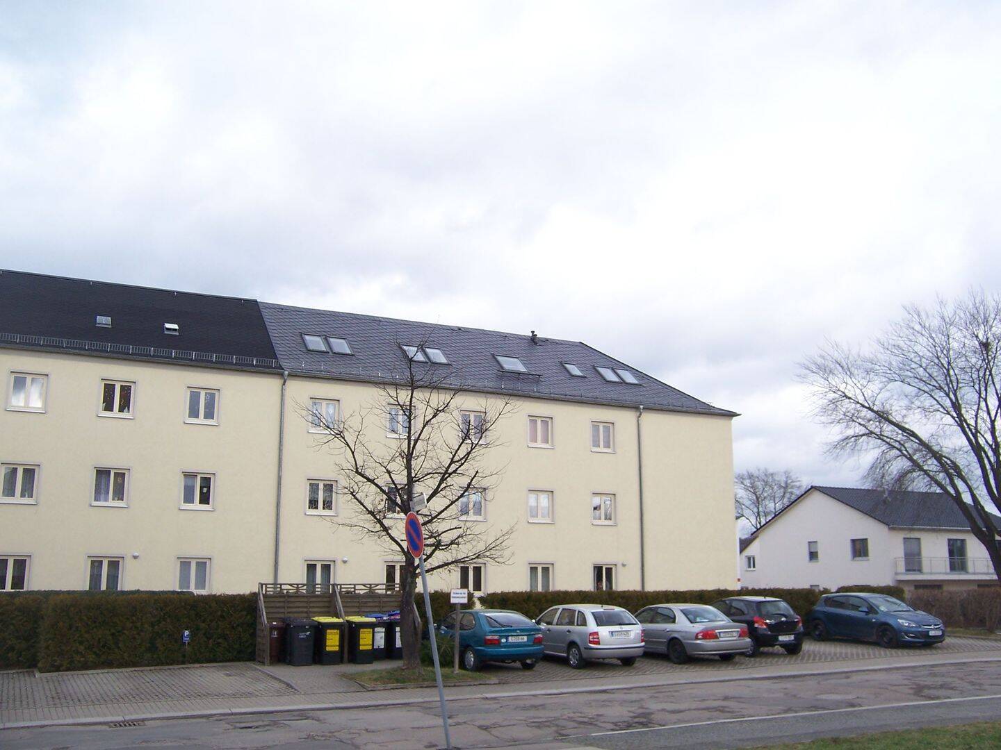 TOP Dachgeschosswohnung im GRÜNEN!!! – Chemnitz – Vorschaubild 2