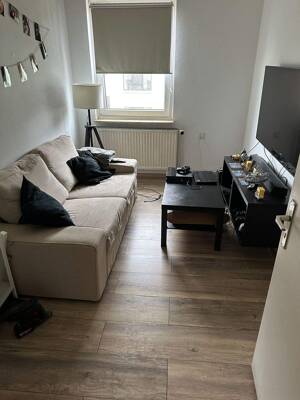 WG sucht Nachfolger 3/4 Zi. - Wohnung mit Küche, Duschbad und Balkon – 28217 Bremen – Vorschaubild 4