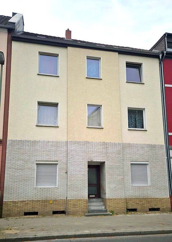 RENDITESTARK MIT FAKTOR 16! Voll vermietetes 5-Parteien-Mehrfamilienhaus in Essen-Altenessen – Essen – Bild 1 von 9