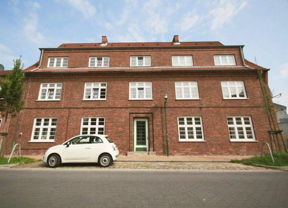Endetage: Altbauwohnung im Herzen von Rendsburg