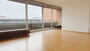 Sonnige 4,5-Zimmer-Wohnung mit Balkon Nähe Nordostbahnhof! – 90409 Nürnberg – Vorschaubild 3