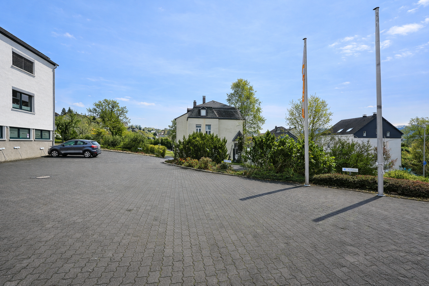 7,4% Renditepotential realisierbar! Laufend top modernisiert, energetisch saniert super zentral. – Bergneustadt – Vorschaubild 6
