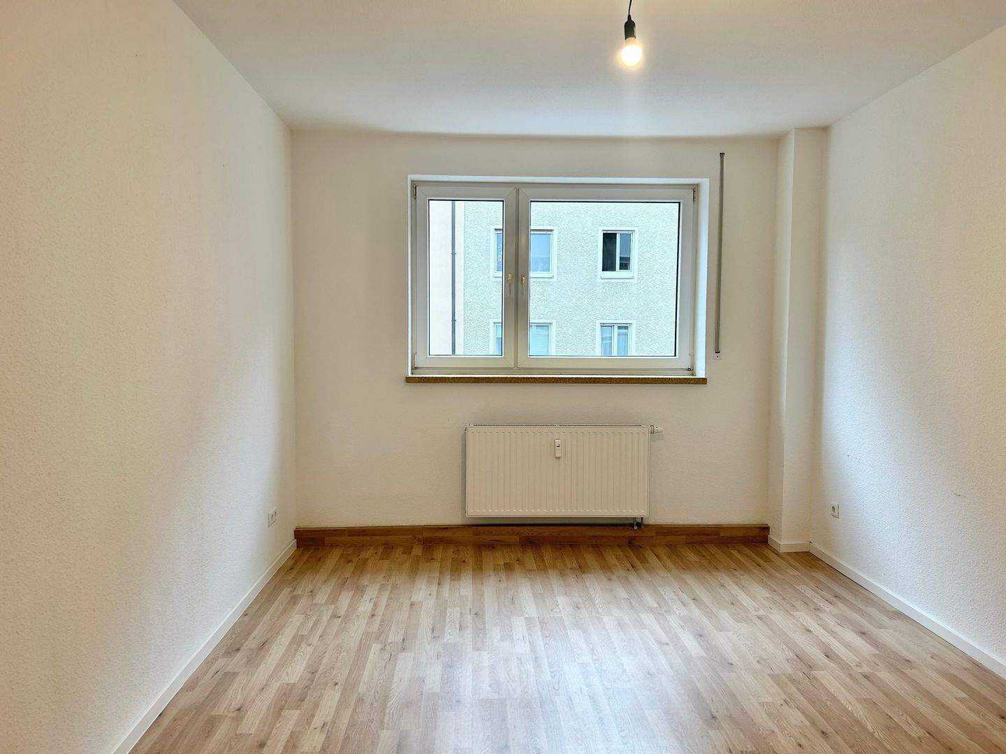 ***CITY WOHNEN*** TOP GEPFLEGTE 3 ZIMMER WOHNUNG MIT CHARME – Nürnberg – Vorschaubild 7