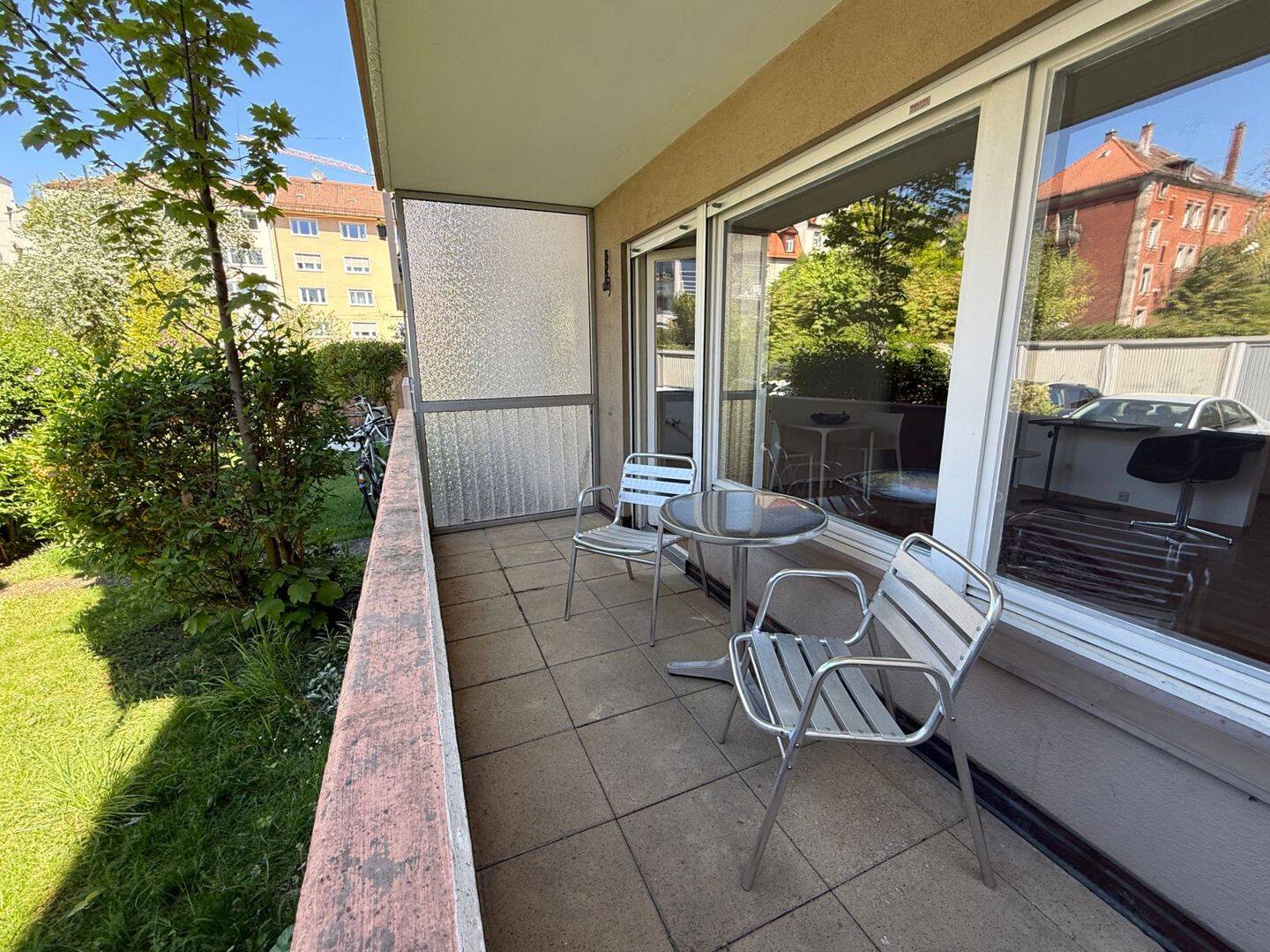Apartes City-Studio mit Wohnbalkon