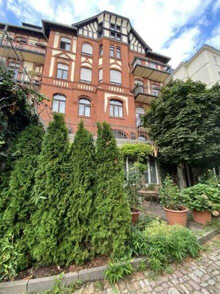 Wiesbaden-Nordost - Stilaltbau, Fernblick aus den Erkern – Wiesbaden – Vorschaubild 2