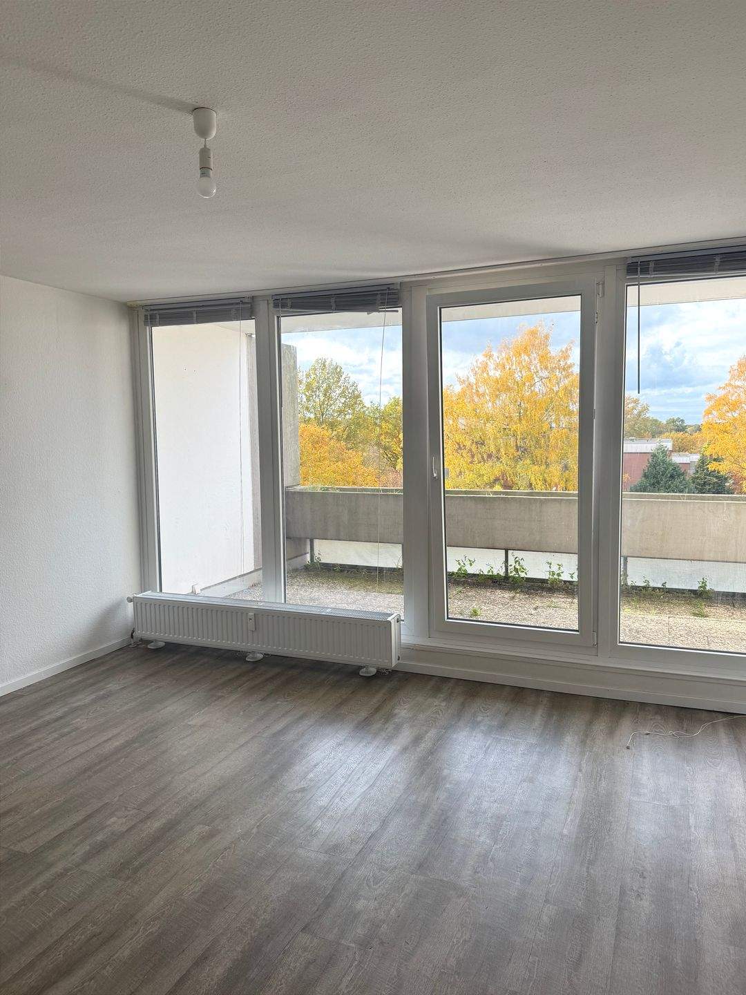 1- Zimmereigentumswohnung mit Balkon & Wellnessbereich im Terrassenhaus in Davenstedt – Hannover – Vorschaubild 9