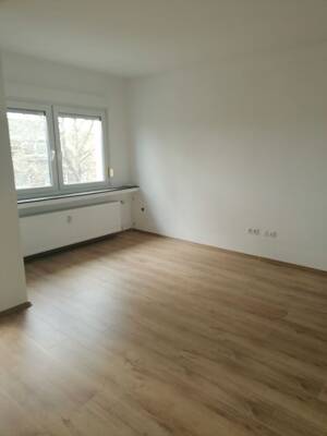 Helle, freundliche 3,5-Zimmer-Wohnung in Duisburg-Aldenrade zu vermieten – 47179 Duisburg – Vorschaubild 2
