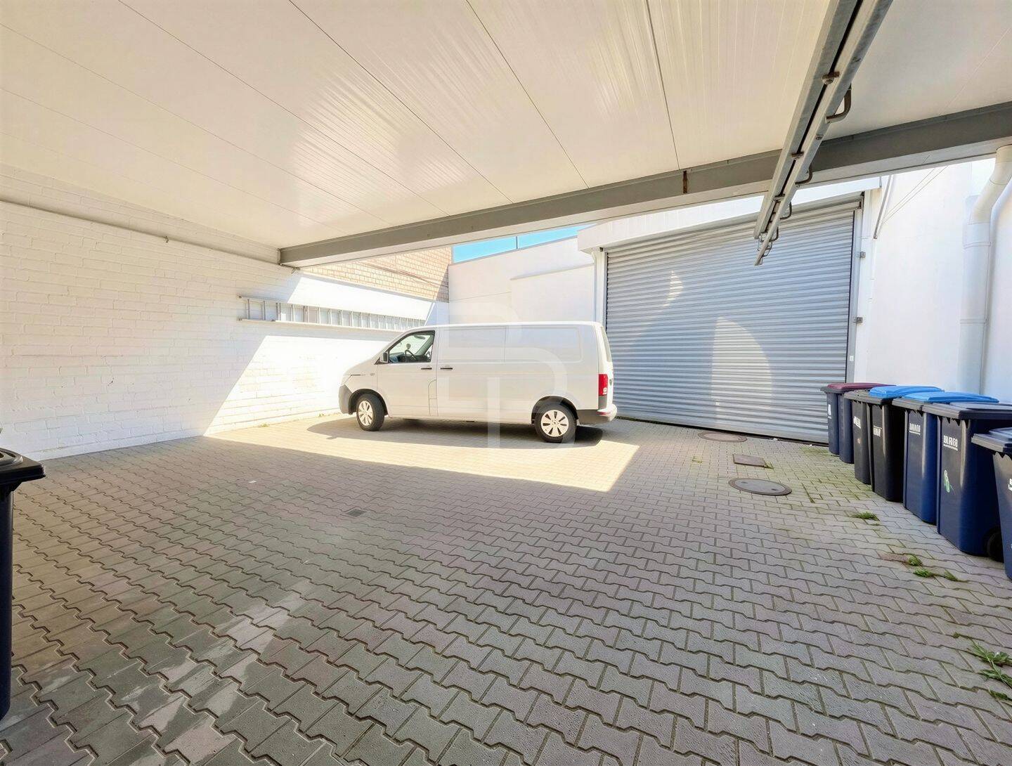 Bezugsfreie Maisonette-Wohnung und vermietetes Gewerbe! – Köln – Vorschaubild 7