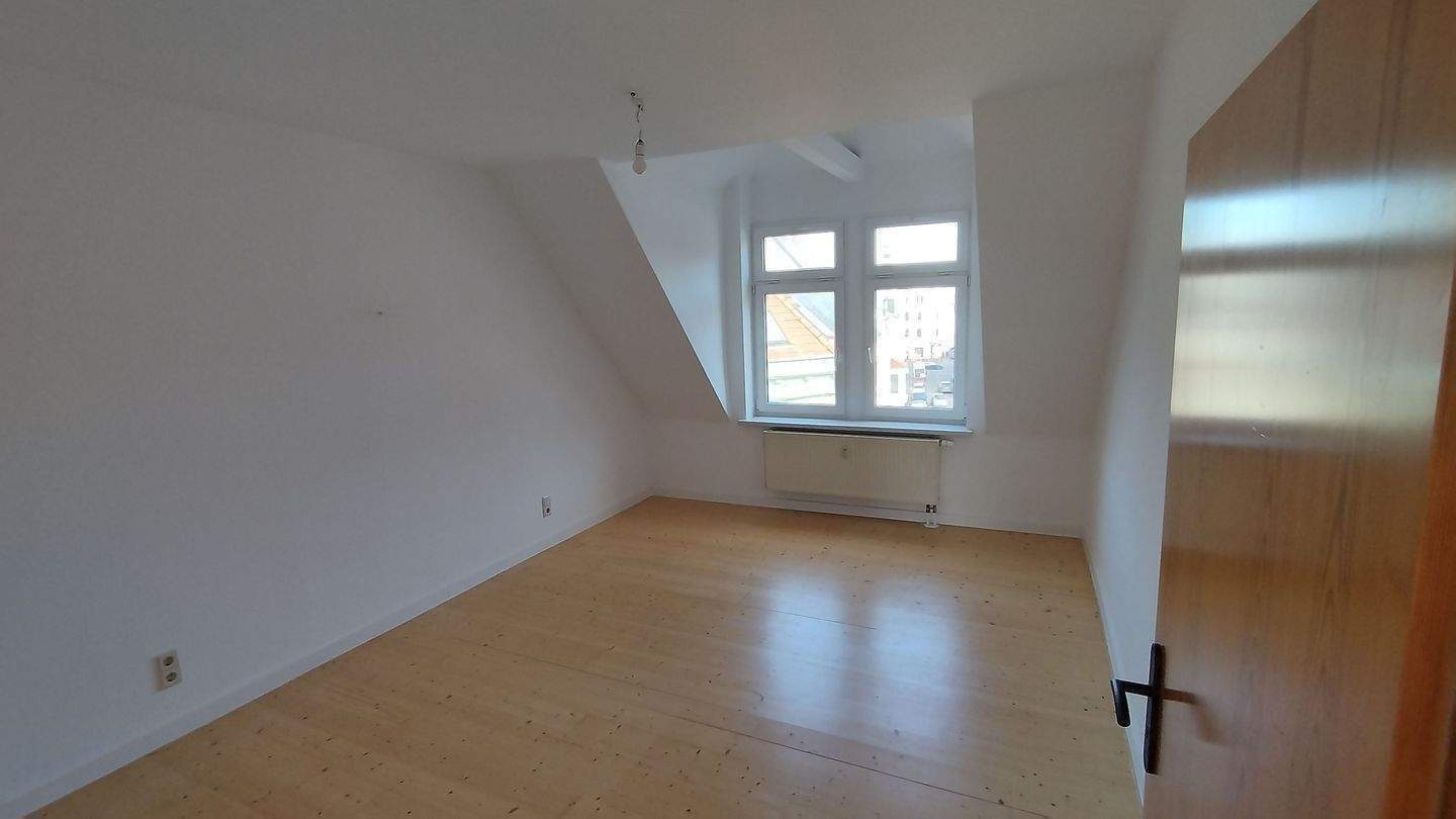 Wohlfühloase in Leipzig-Alt-Lindenau: Zwei-Zimmer-Wohnung mit Balkon und Garten – Leipzig – Vorschaubild 7