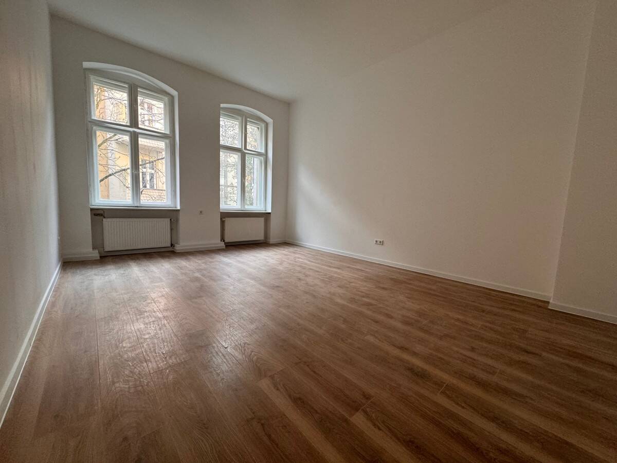 Moabit: Kaiserin-Augusta-Alle: ERSTBEZUG: 2-Zi-AB-Whg, HH 2. OG, ca 53 m² per SOFORT zu VERKAUFEN – Berlin – Vorschaubild 3