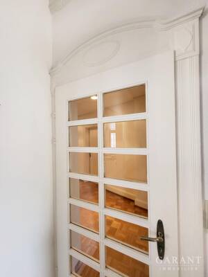 * Charmante 8 Zimmer-Wohnung im Jugendstilhaus mit vielseitiger Nutzungsmöglichkeit * – 70180 Stuttgart – Vorschaubild 7