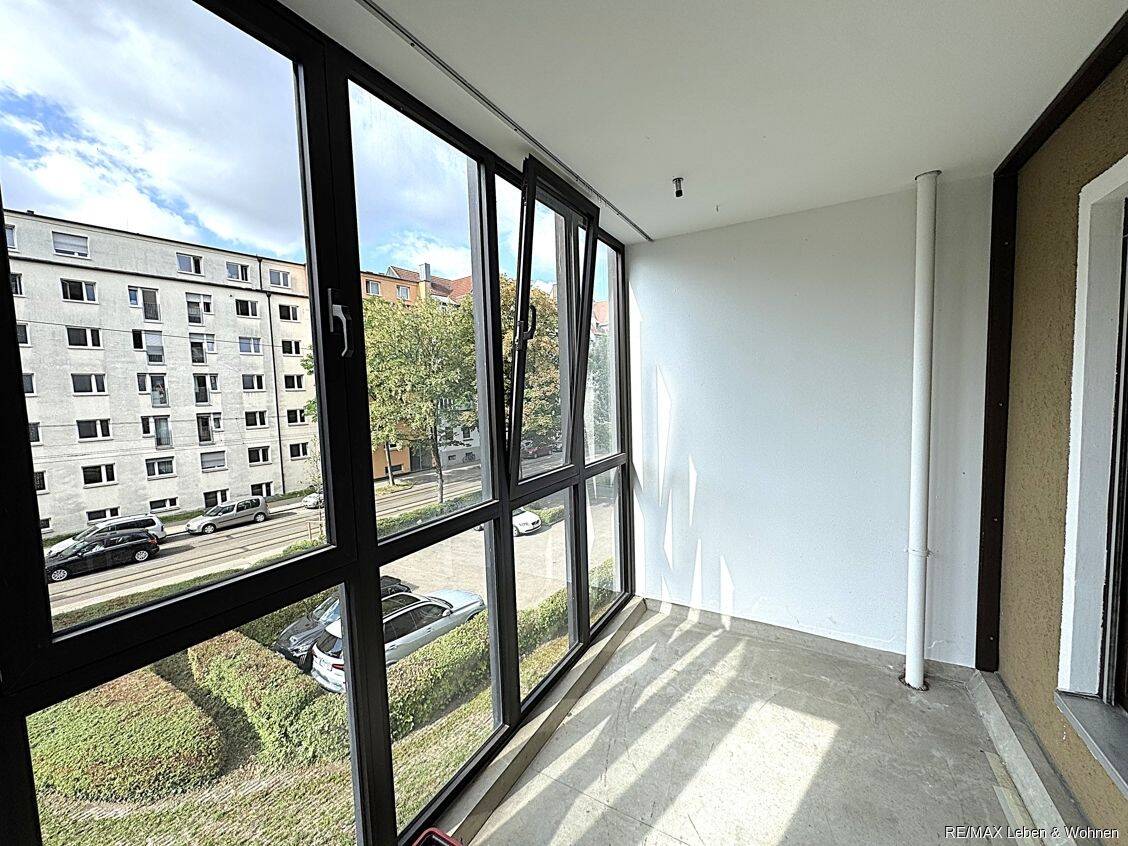 1-Zimmerappartement in Best-Lage-Augsburg ( Prinzstr / Ecke Remboldstr.) + Tiefgaragen Stellplatz – Augsburg – Vorschaubild 4