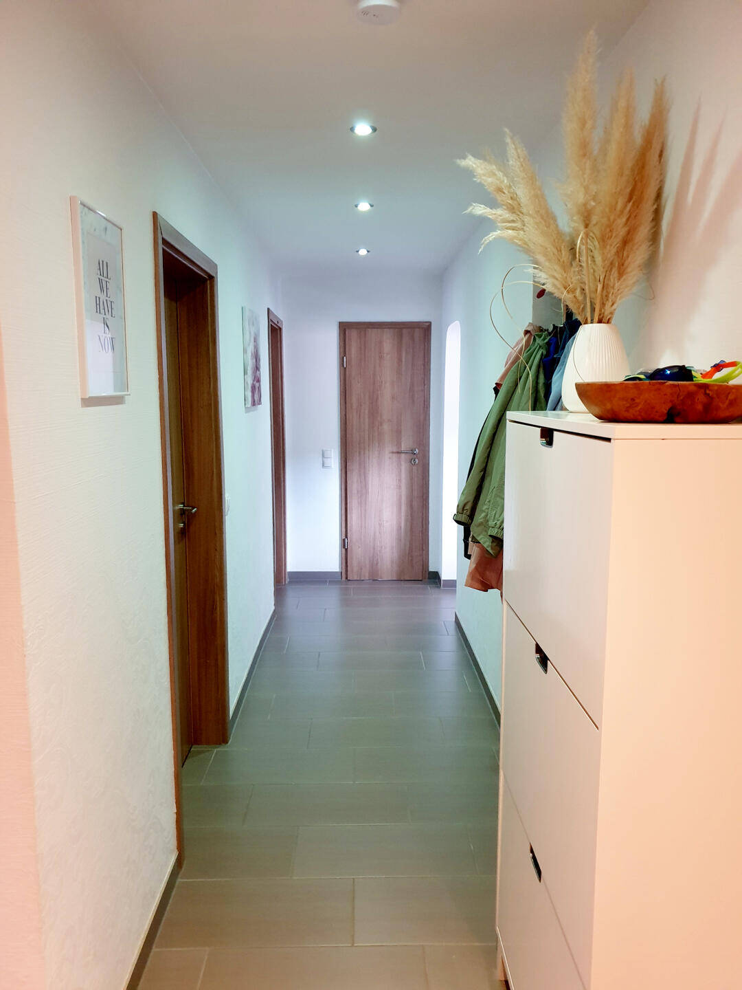 Bezugsfreie 4-Zimmer-Eigentumswohnung mit Loggia und idealer Raumaufteilung - modernisiert 2013 – Bonn – Vorschaubild 5
