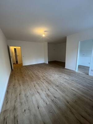 Rundum renoviert - ideal als Kapitalanlage oder gemütliches Zuhause – 40231 Düsseldorf – Vorschaubild 2