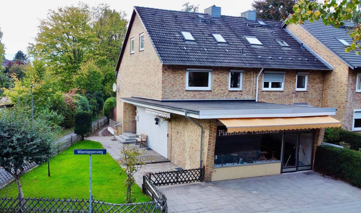 Endreihenhaus für Job und Wohnen, genial in Top Lage – 22589 Hamburg – Bild 1 von 9