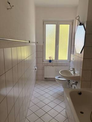 Bezugsfrei nach Absprache mit Balkon – 10243 Berlin – Vorschaubild 4