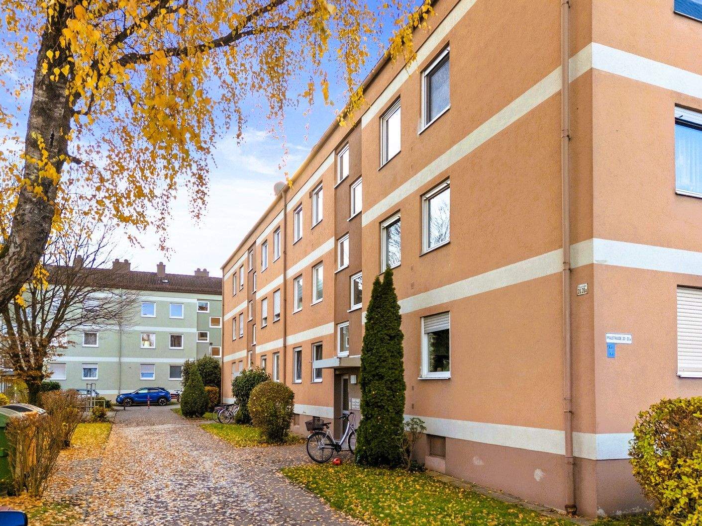 Moderne 3-Zimmer-Wohnung mit Balkon in Haunstetten, Augsburg – Augsburg – Vorschaubild 2