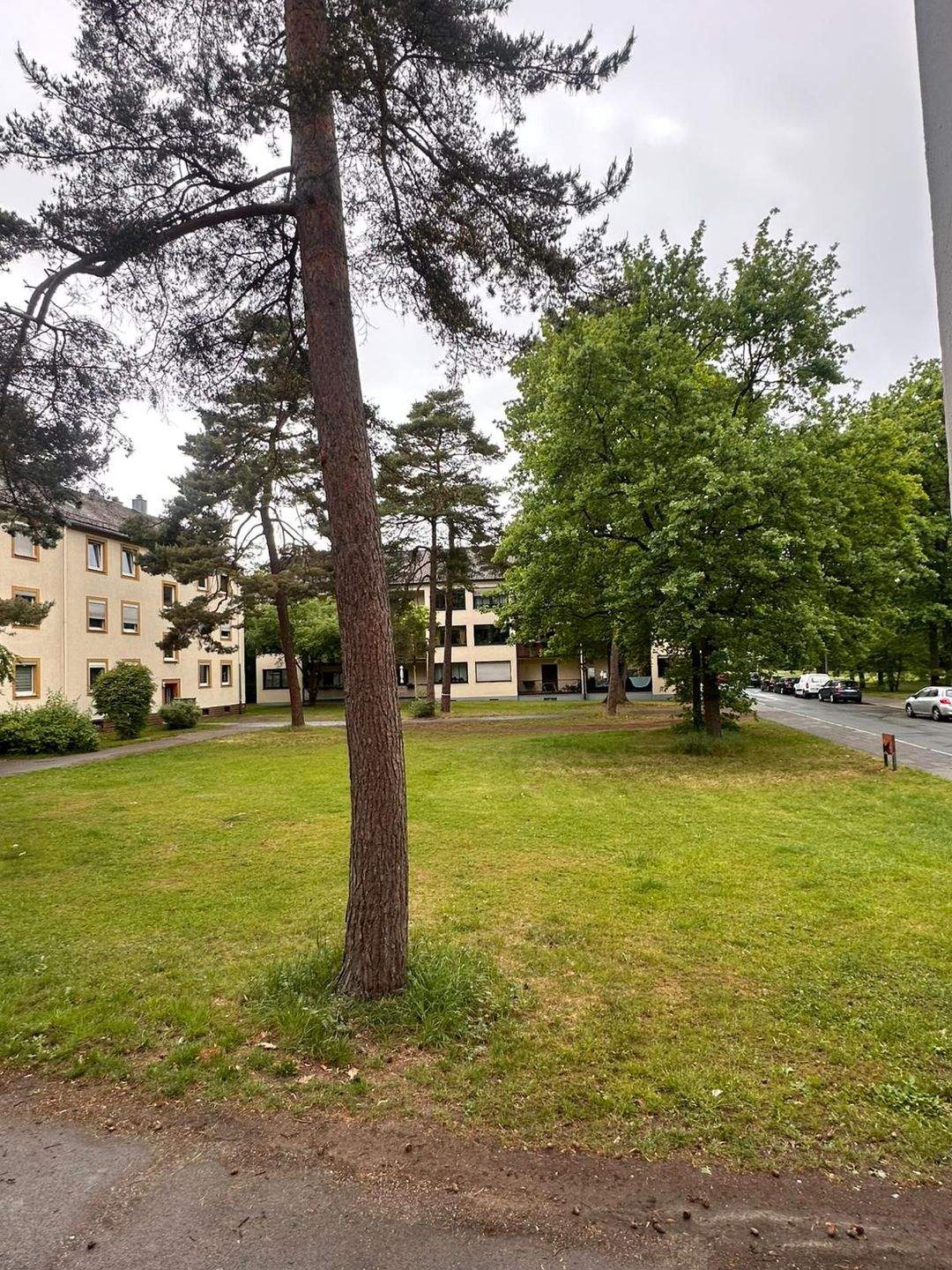 Wohnen am Dutzendteich: top gepflegte 2-Zimmer-Wohnung