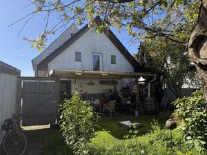 Vermietetes freistehendes Einfamilienhaus mit Garage und idyllischem Garten in gefragter Wohnlage – 28755 Bremen – Vorschaubild 2